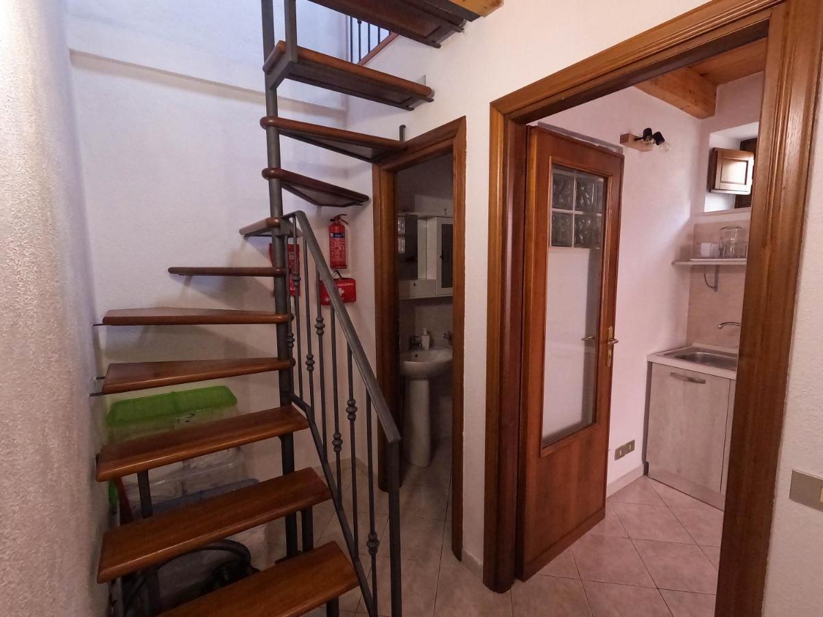 Bed and Breakfast San Domenico House - Centro Storico LʼAquila Exterior foto