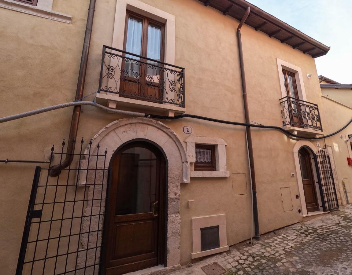 Bed and Breakfast San Domenico House - Centro Storico LʼAquila Exterior foto